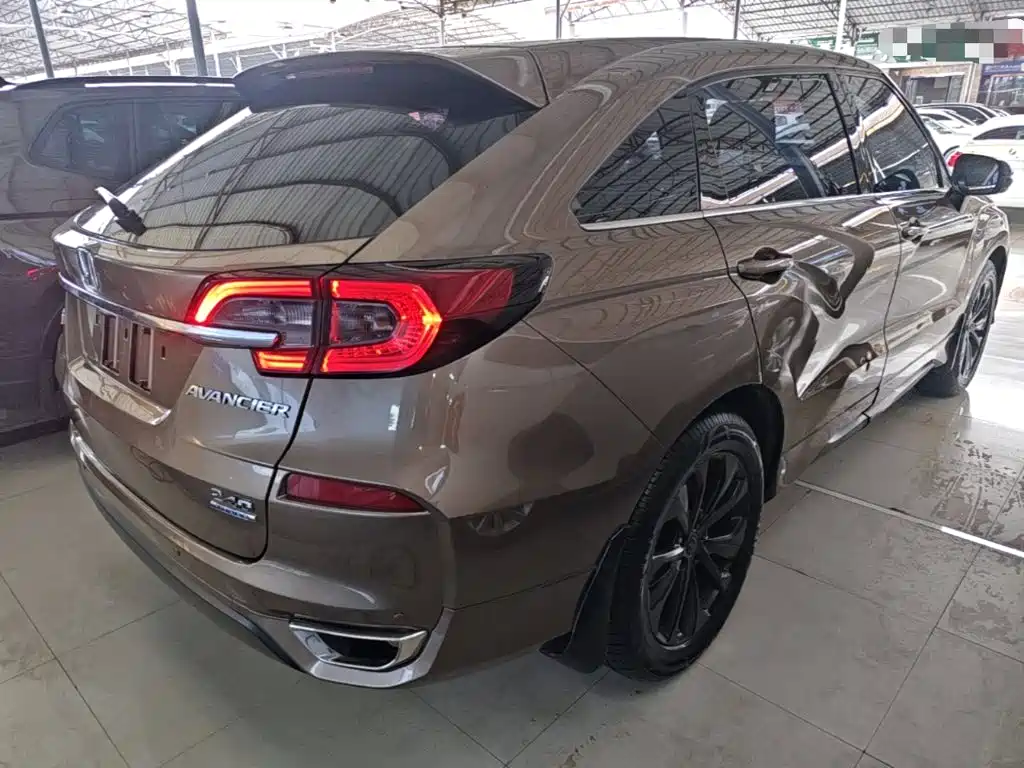 Honda Avancier — миниатюра 7