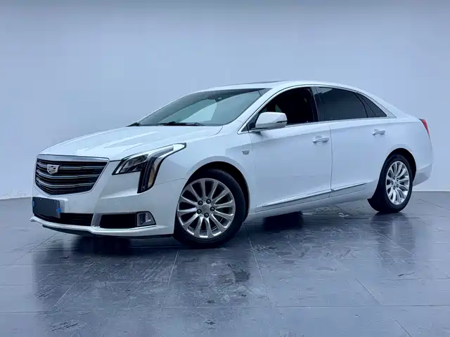 CADILLAC XTS