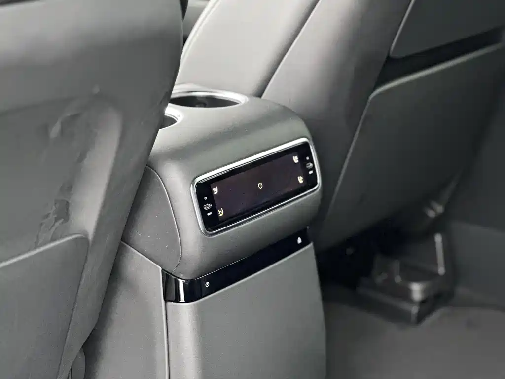 Li Auto Li L9 — миниатюра 18