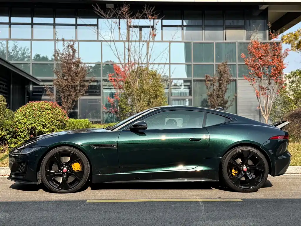 JAGUAR F TYPE