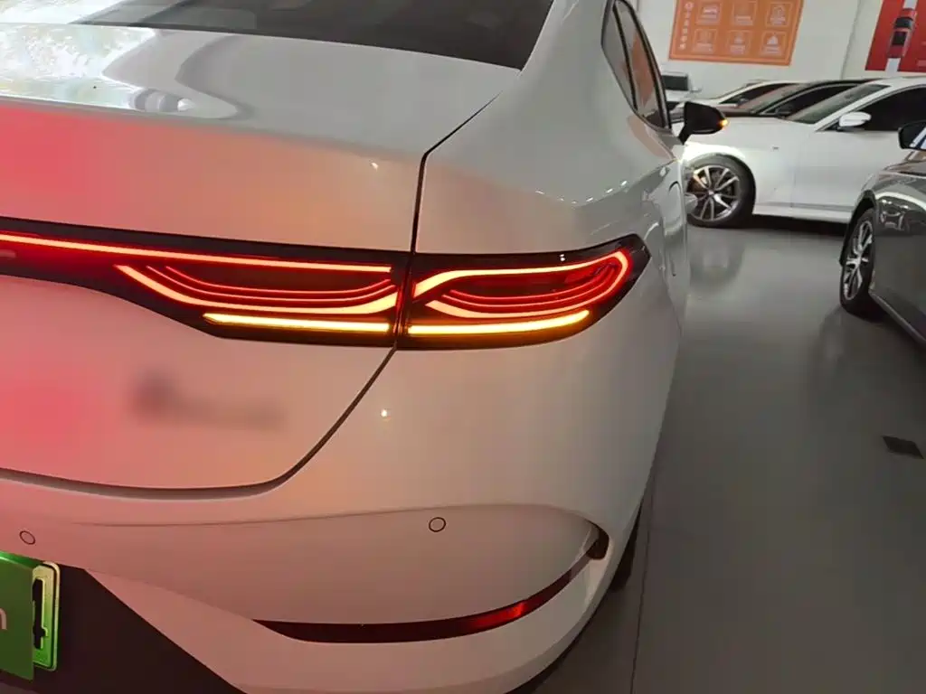 BYD Qin PLUS — миниатюра 8