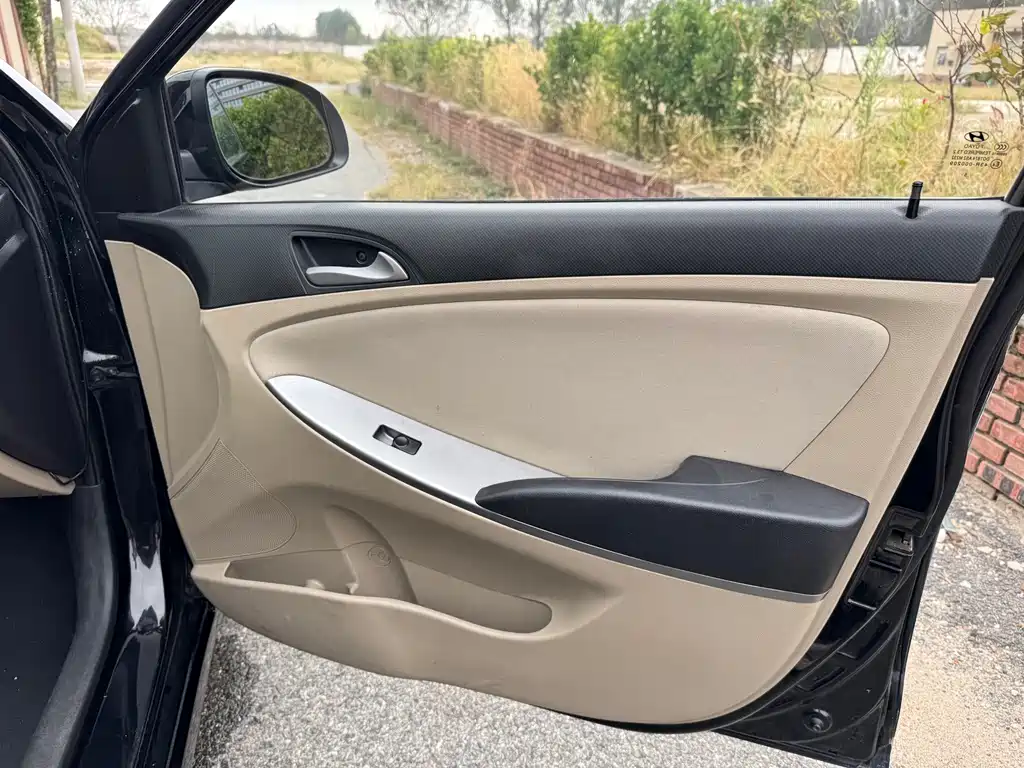 Hyundai Verna — миниатюра 21