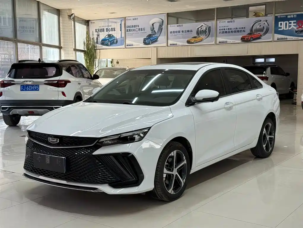 Geely Emgrand L 2021