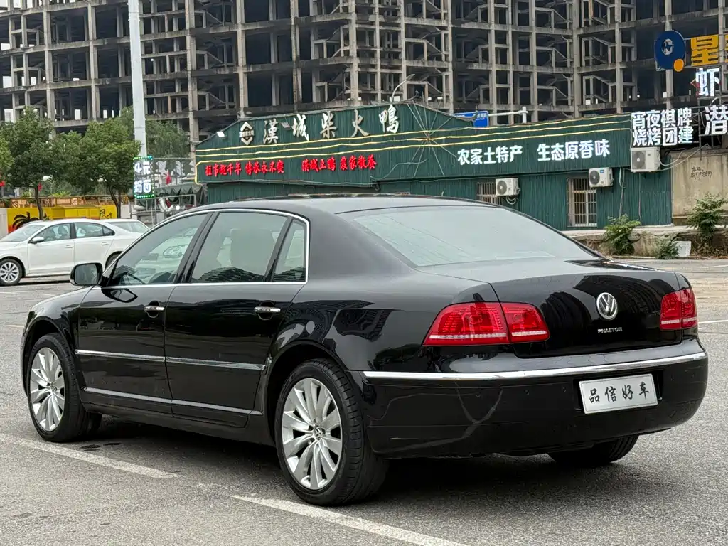 Volkswagen Phaeton — миниатюра 7