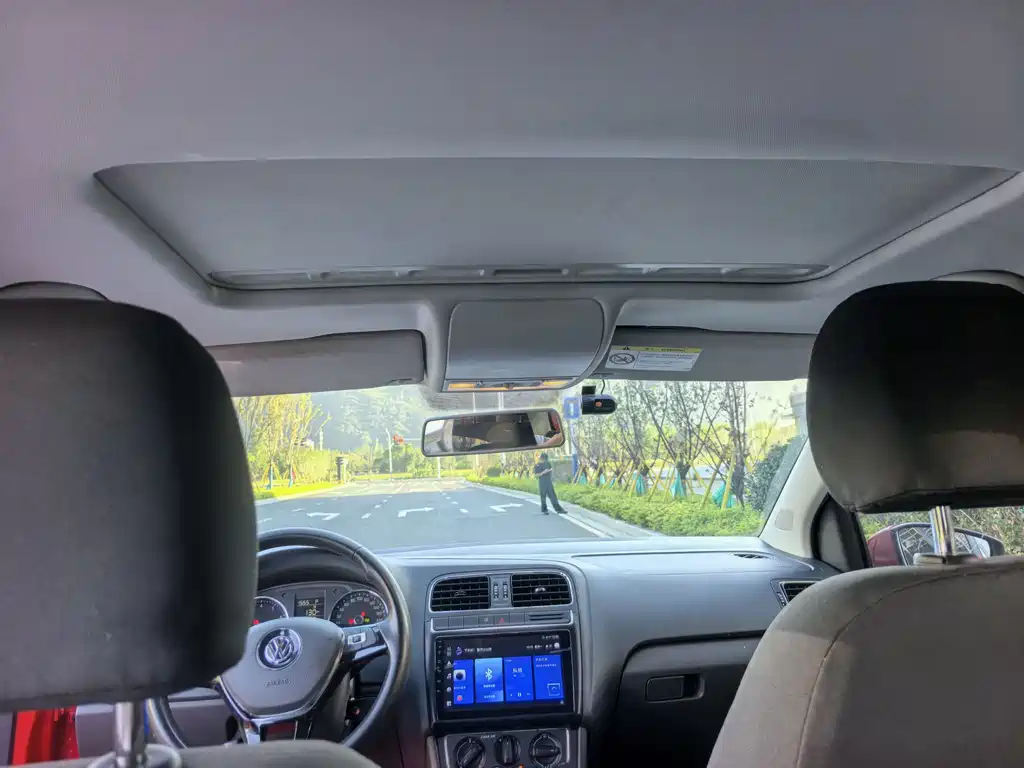 Volkswagen Polo — миниатюра 14
