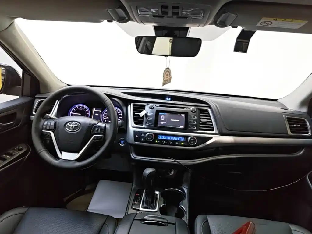 Toyota Highlander — миниатюра 13