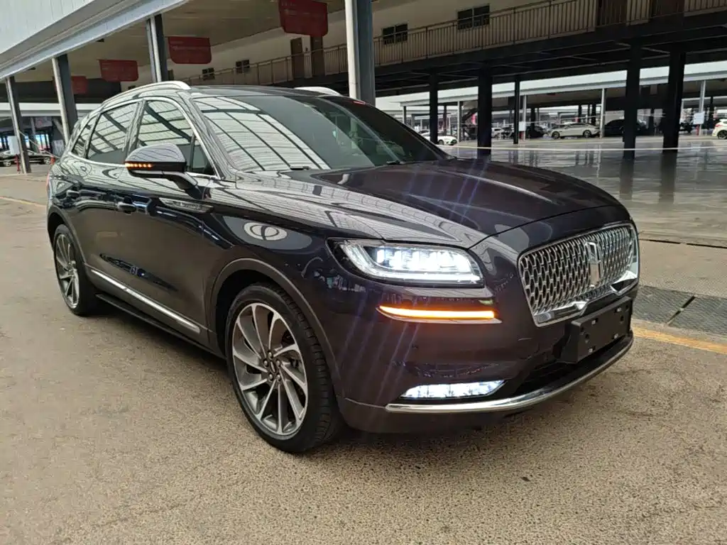 Lincoln Nautilus — миниатюра 4