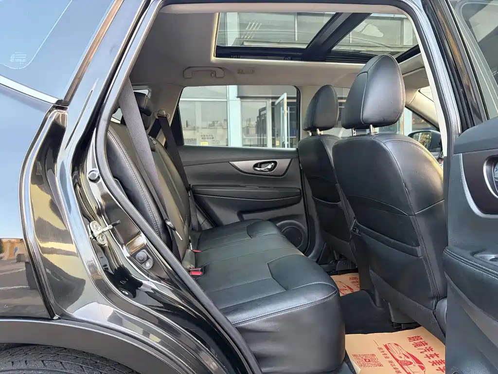 Nissan X-Trail — миниатюра 6
