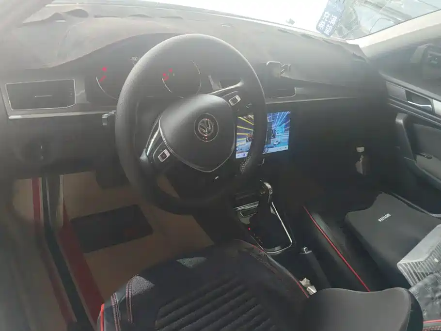 Volkswagen Bora — миниатюра 12