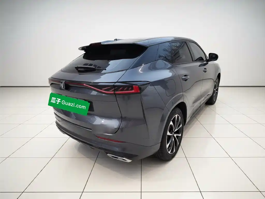 Changan UNI-Z New Energy — миниатюра 4