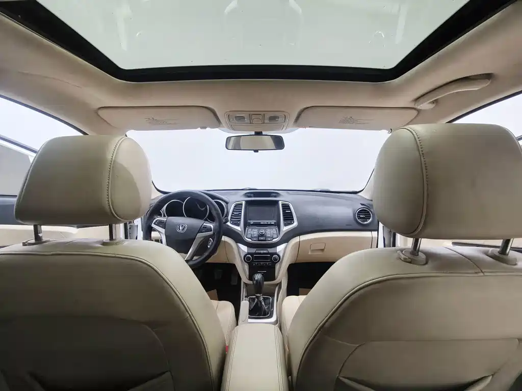 Changan Eado — миниатюра 10