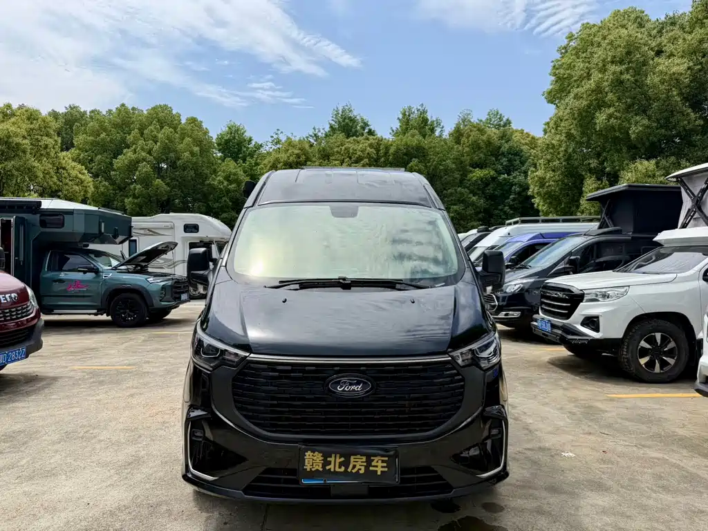 Ford Transit 2024