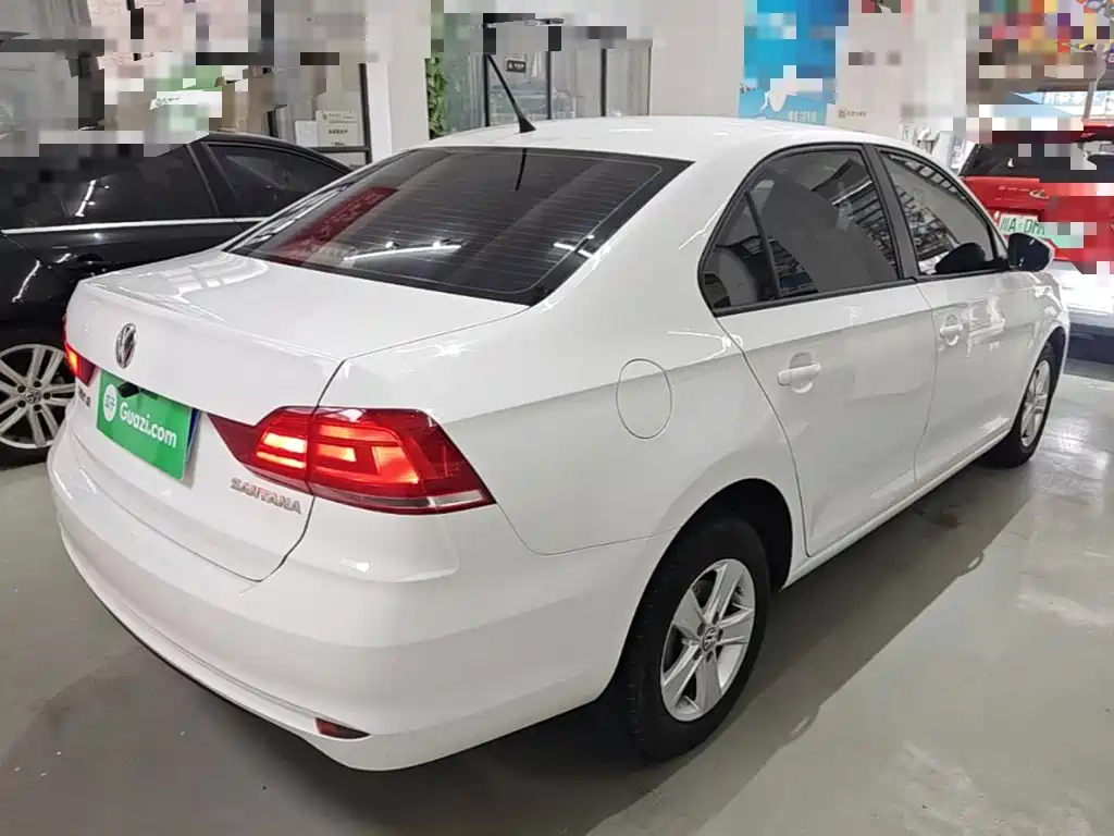 Volkswagen Santana — миниатюра 7