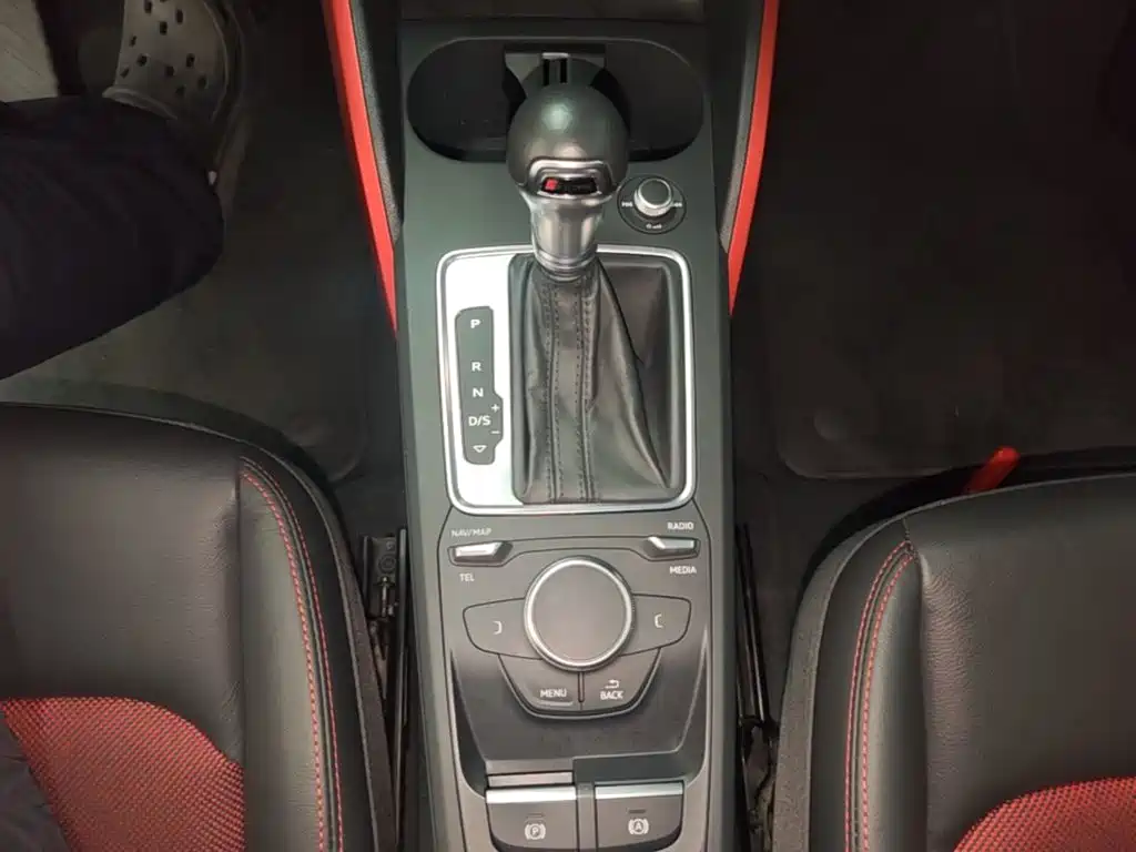Audi Q2L — миниатюра 14