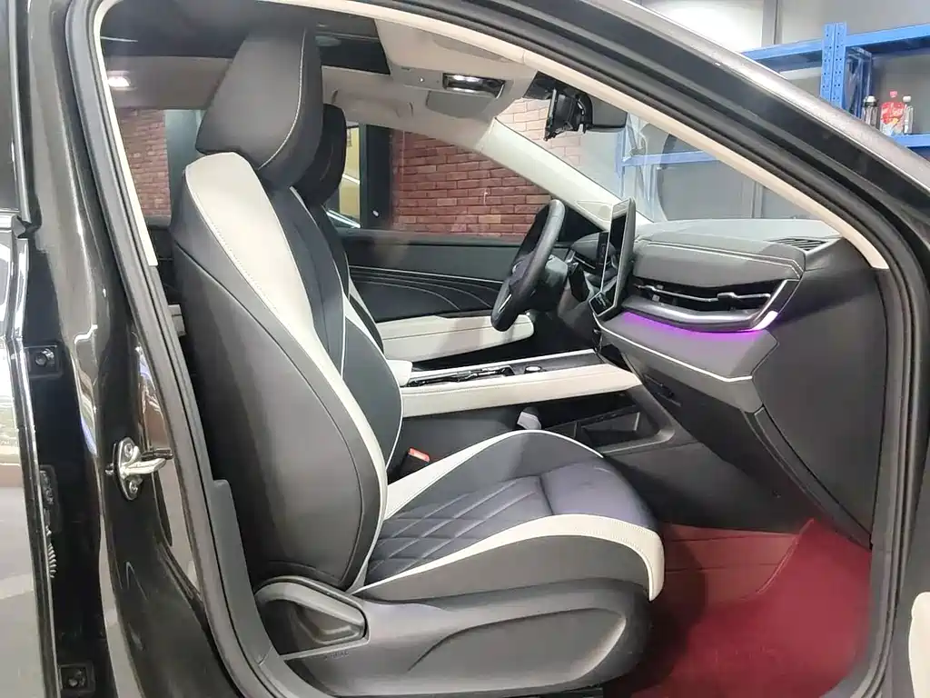 Volkswagen Sagitar — миниатюра 10