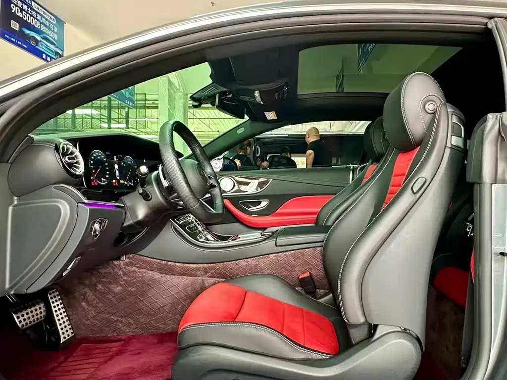 MERCEDES-BENZ E CLASS