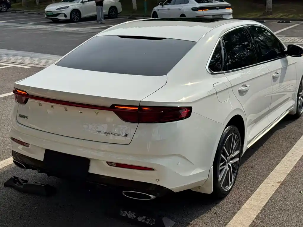 Geely Xingrui — миниатюра 10
