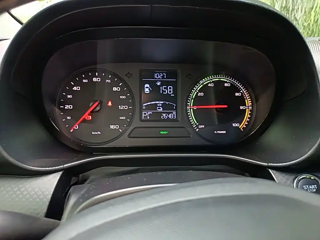 Roewe Clever — миниатюра 12