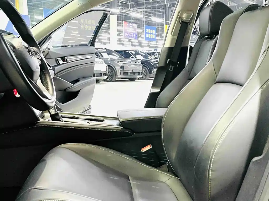 Honda Accord — миниатюра 11