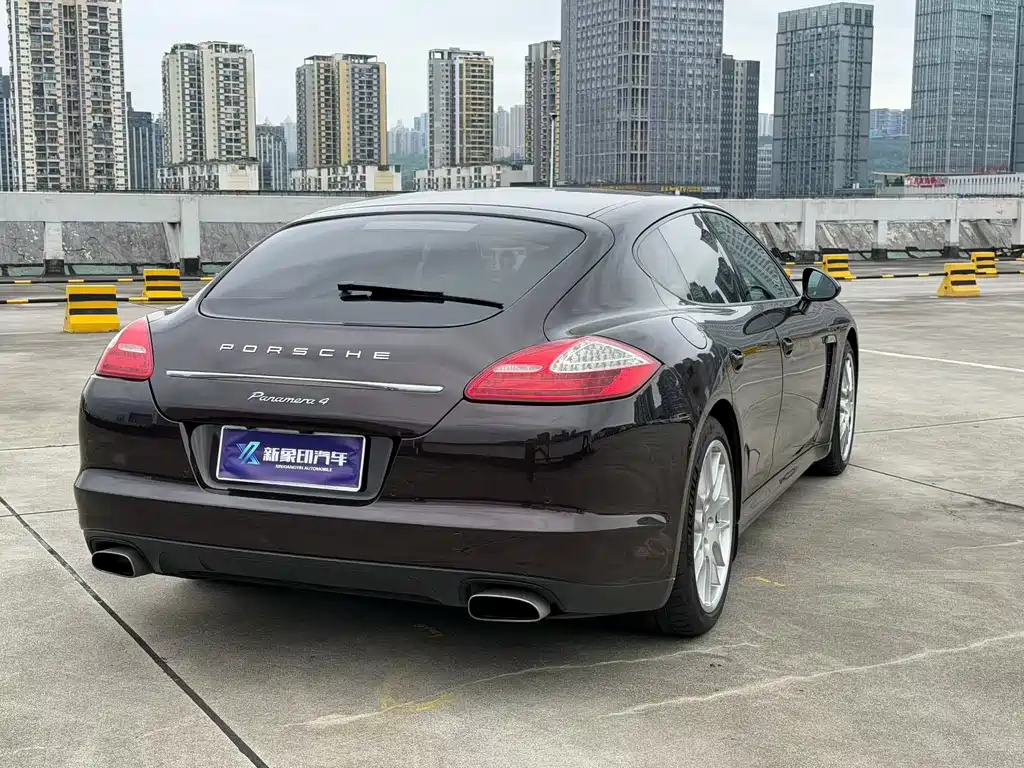Porsche Panamera — миниатюра 9