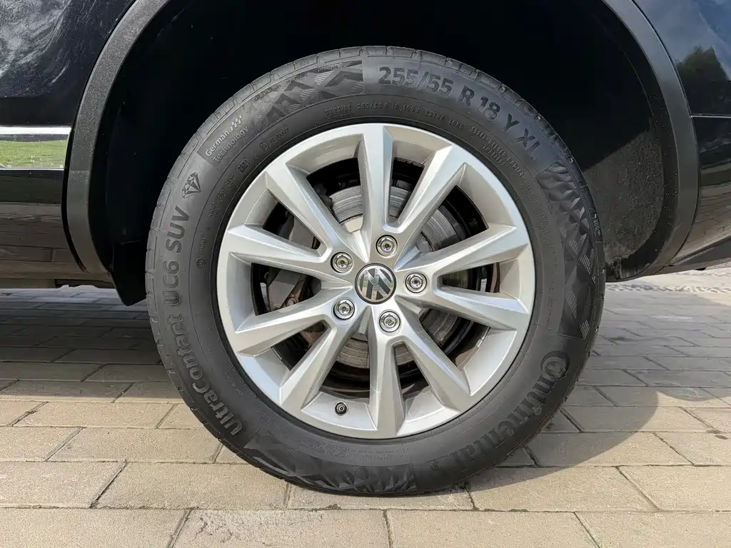 Volkswagen Touareg — миниатюра 6