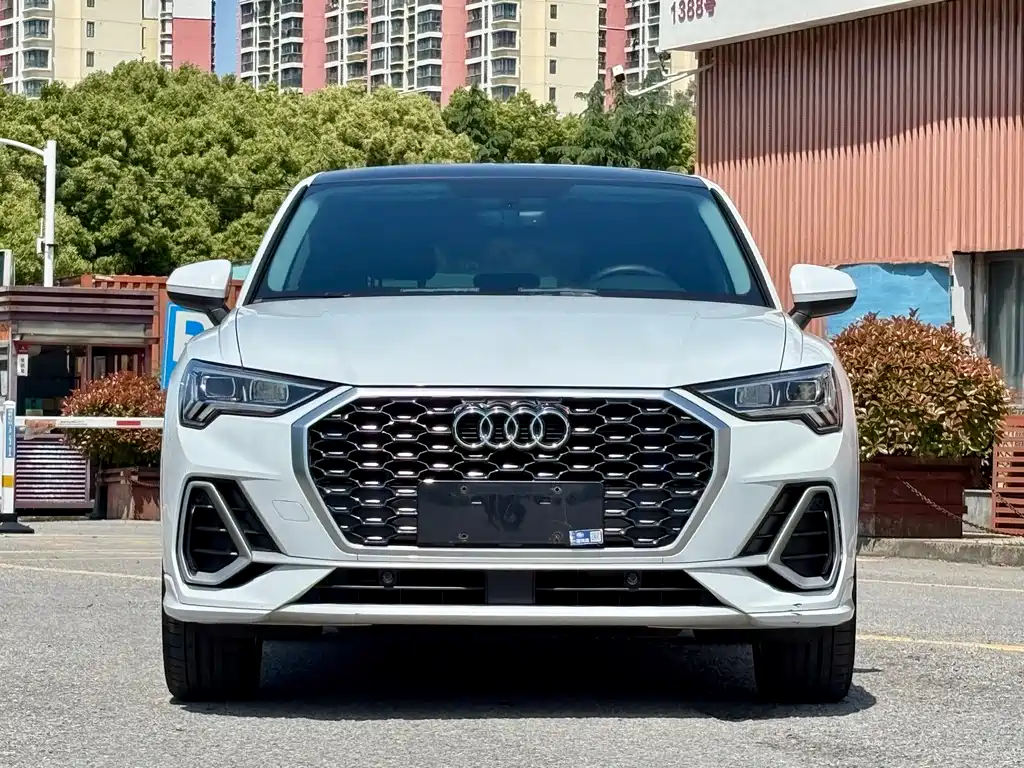 Купить Audi Q3 Sportback