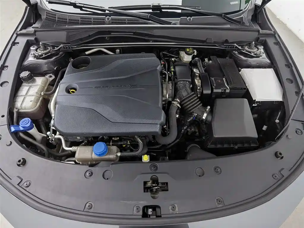 Changan UNI-V 2023 1.5T Premium