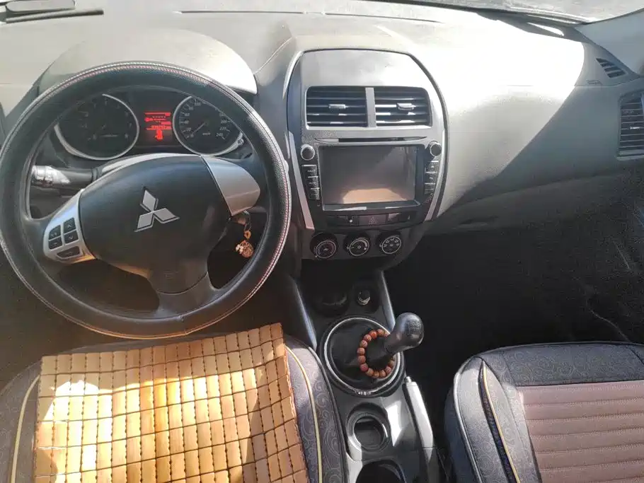 Mitsubishi ASX — миниатюра 12