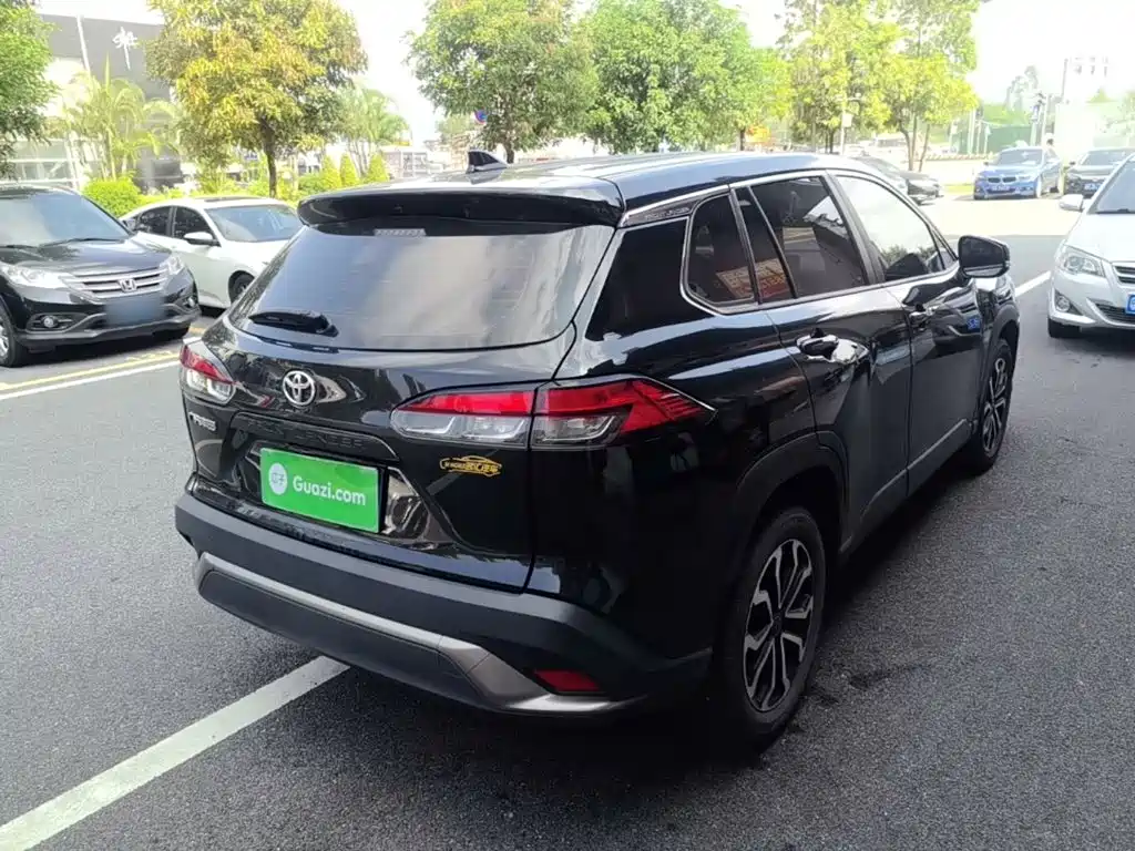 Toyota Frontlander — миниатюра 7