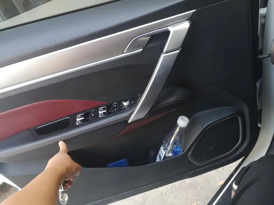 Geely Binyue — миниатюра 7