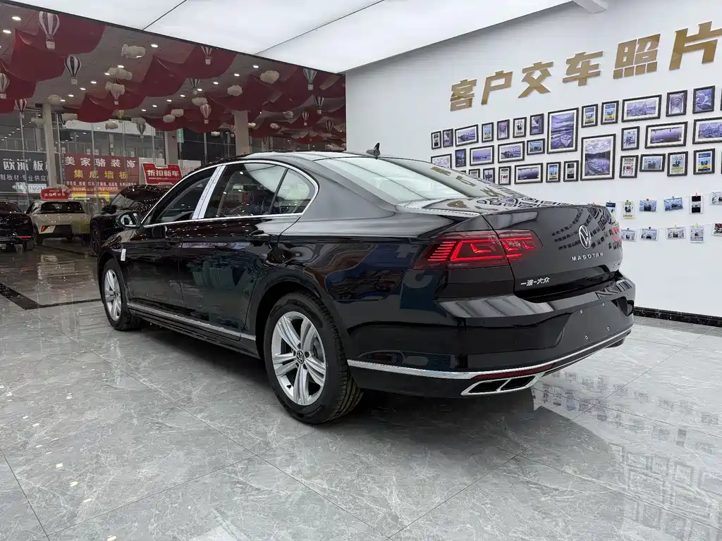 Volkswagen Magotan 2025 280TSI DSG Comfort