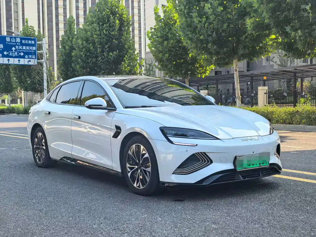 BYD Seal — миниатюра 3
