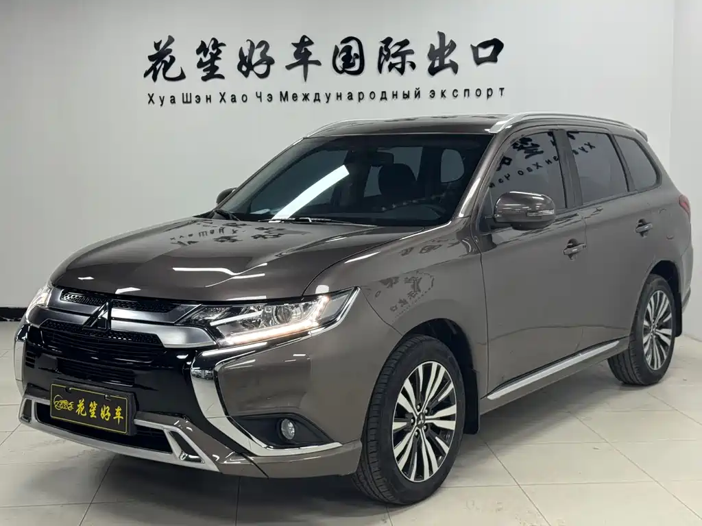 Mitsubishi Outlander 2021