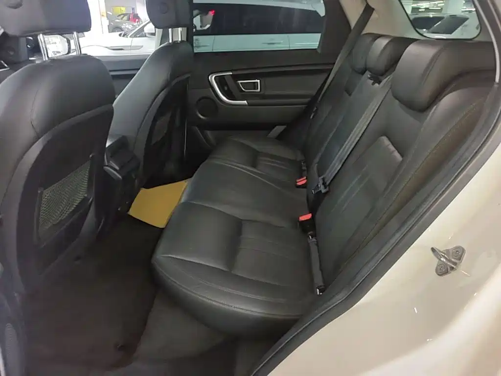Land Rover Discovery Sport — миниатюра 17
