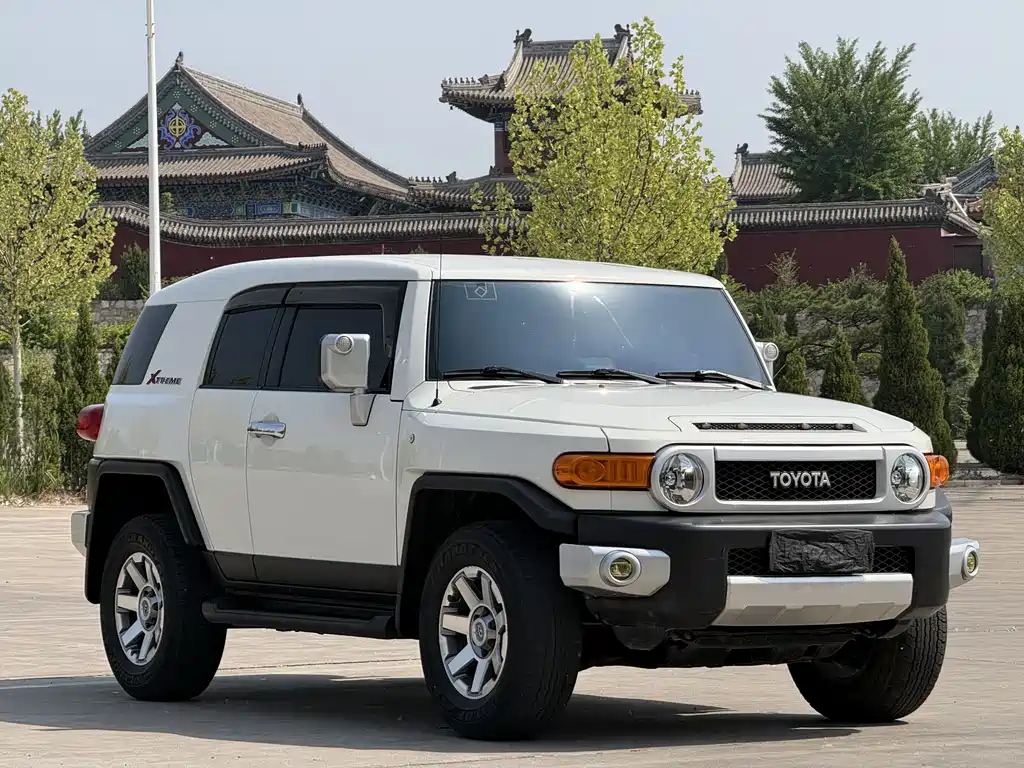 Toyota FJ Cruiser FJ 2020 4.0L AT