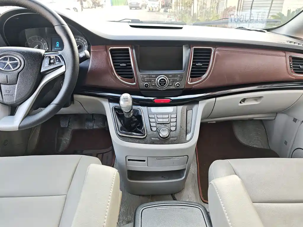 JIANGQI GROUP RUIFENG M5