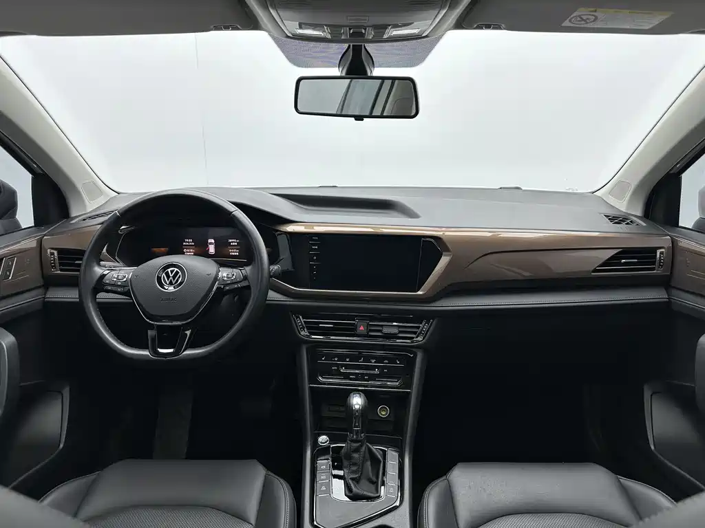 Volkswagen Tharu 2022 280TSI Luxury