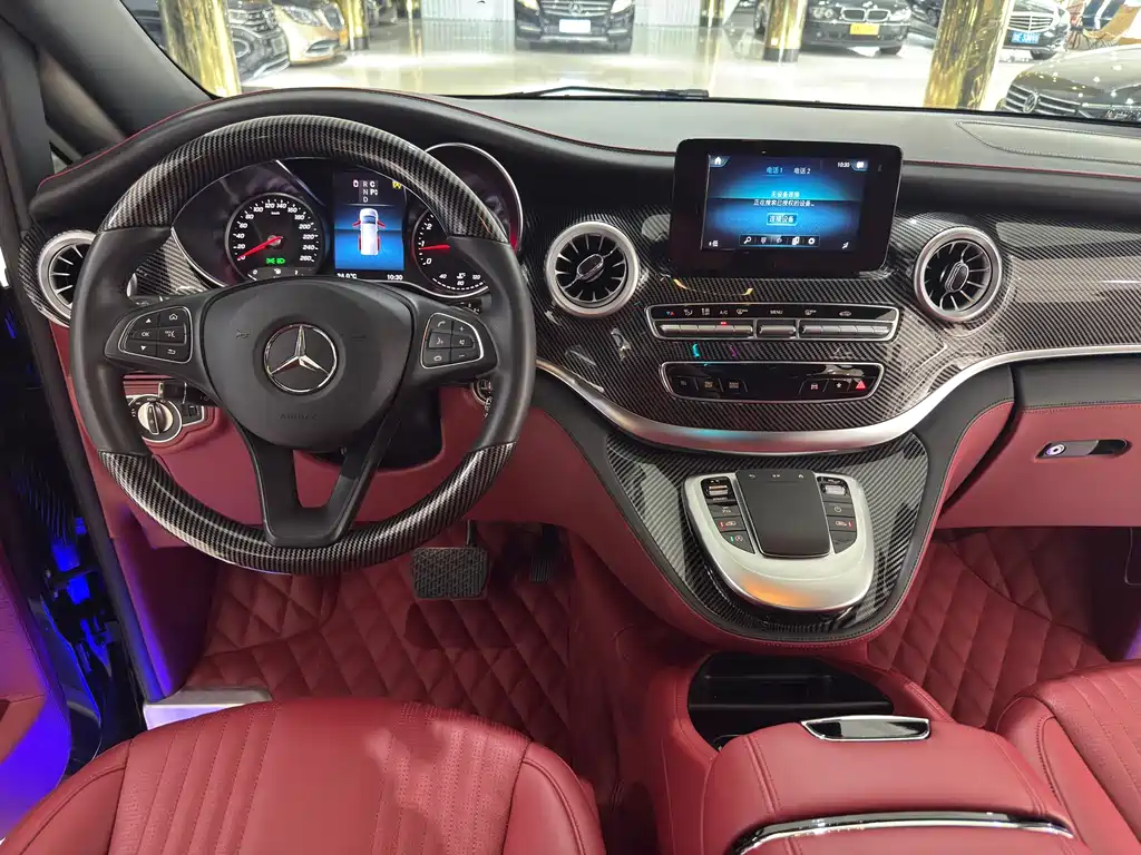 Mercedes-Benz V-Class (Import) — миниатюра 15
