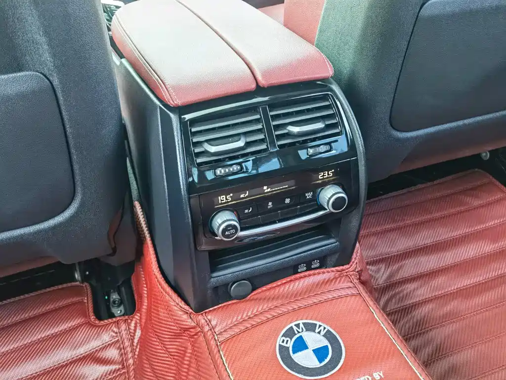 BMW 5 Series — миниатюра 42