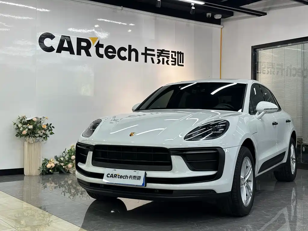 Porsche Macan 2022