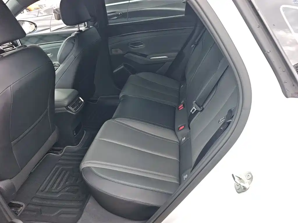 BYD Qin L — миниатюра 17