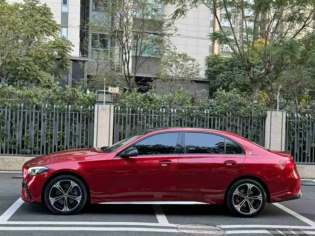 MERCEDES-BENZ C CLASS