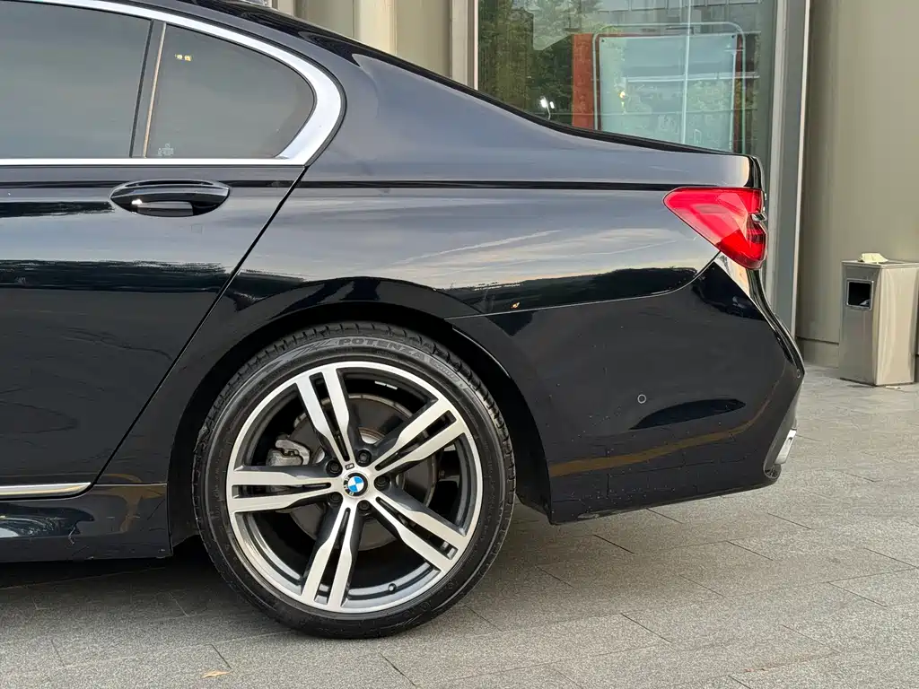 BMW 7 Series 7 2018 750Li xDrive M Sport