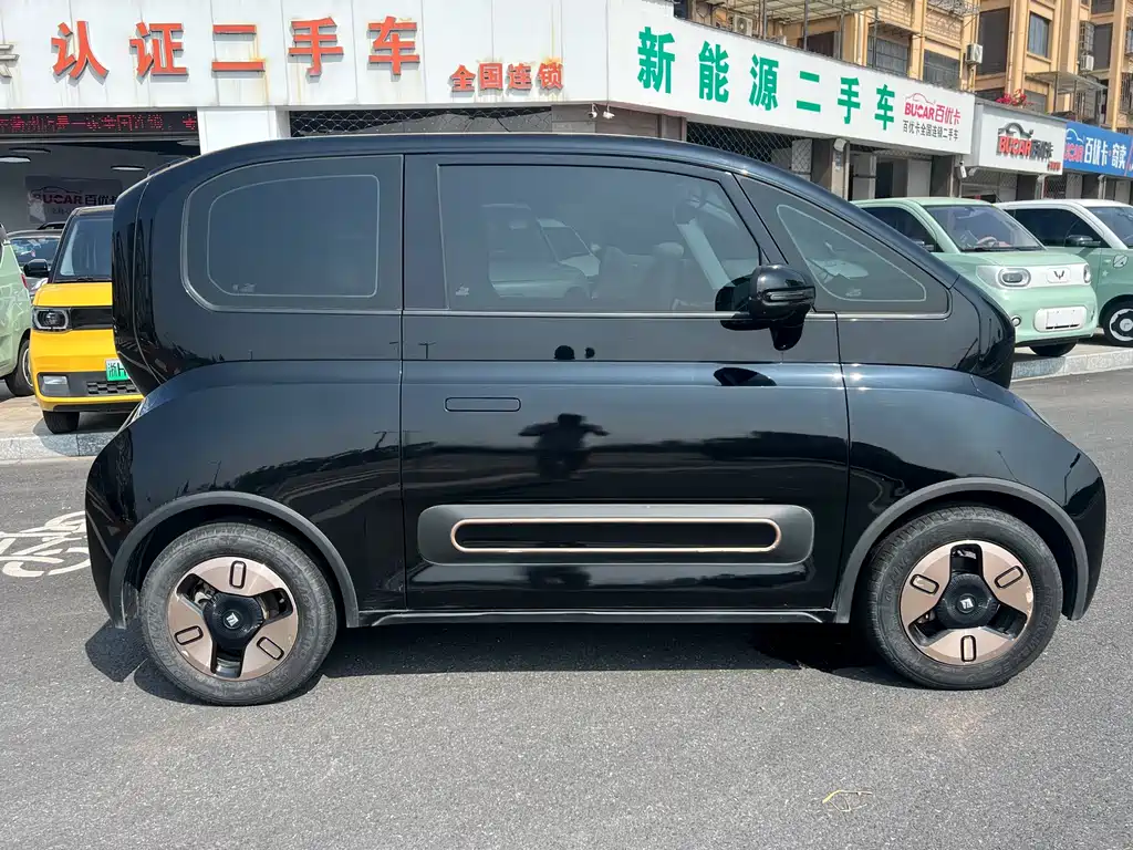 Baojun KiWi EV — миниатюра 3