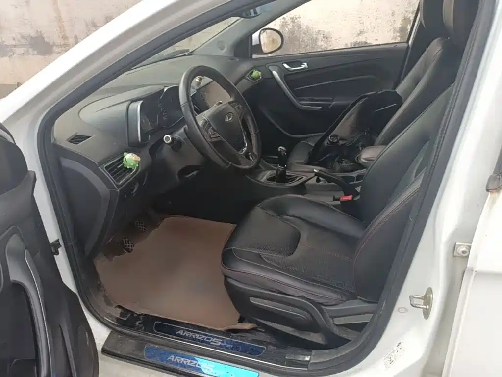 Chery Arrizo 5 — миниатюра 15