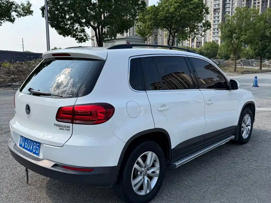 Volkswagen Tiguan — миниатюра 11