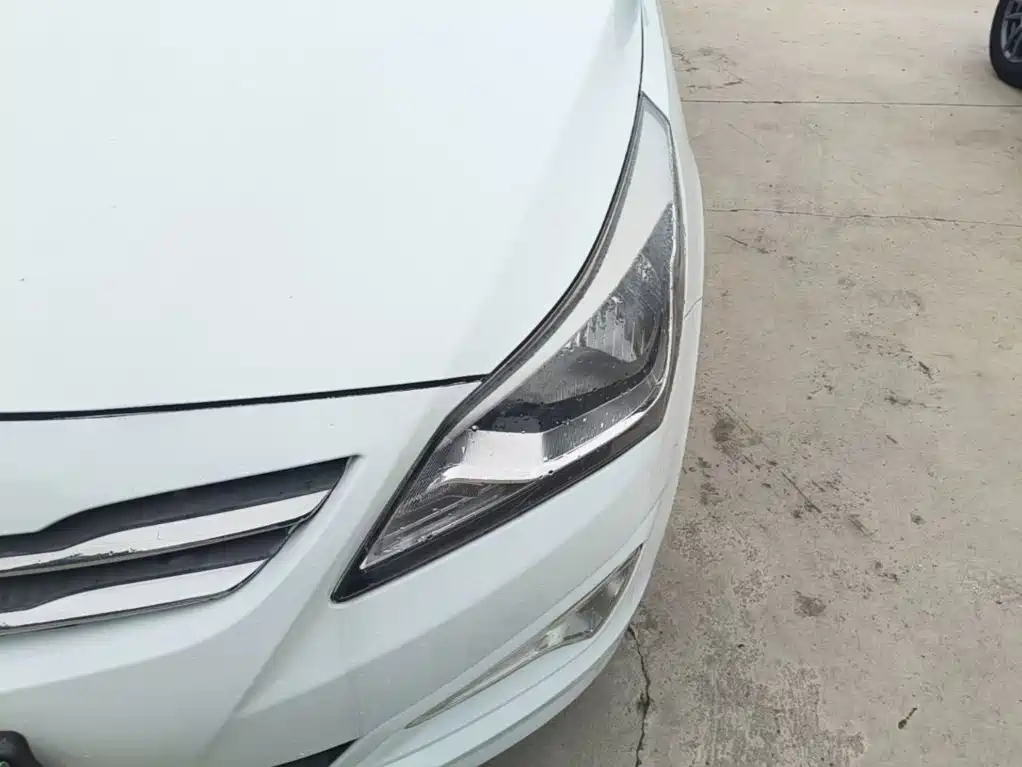 Hyundai Verna — миниатюра 24