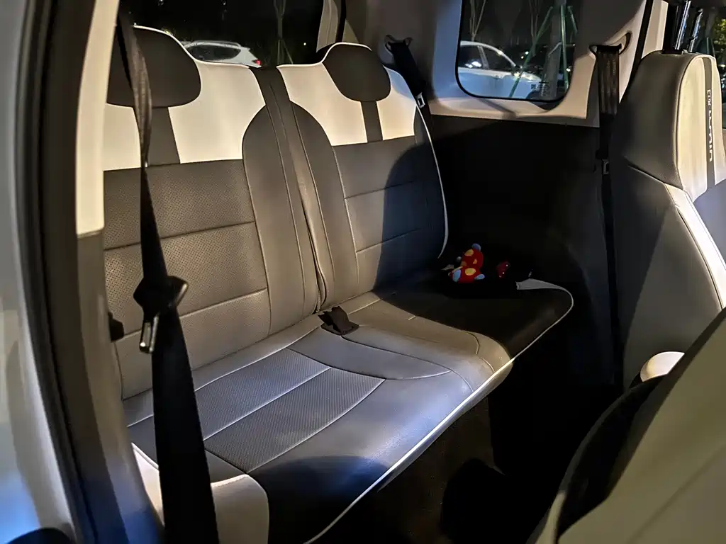 CHANGAN CHANGAN LUMIN