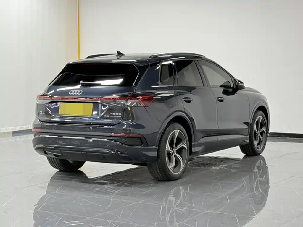 Audi Q4 e-tron — миниатюра 6