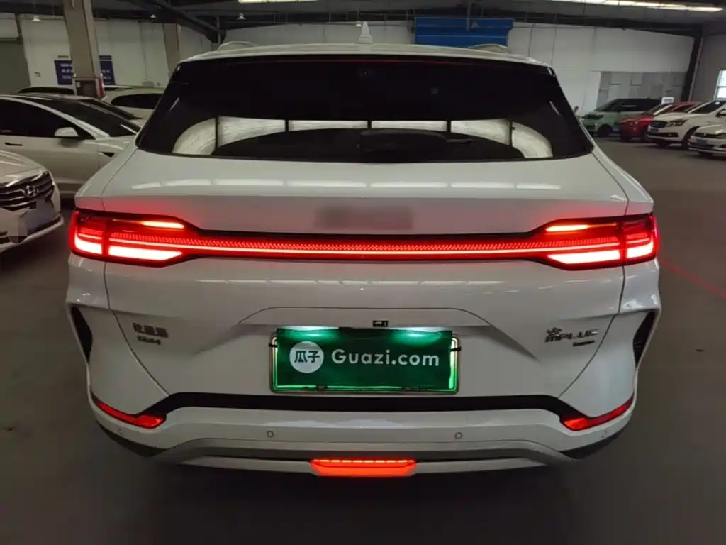 BYD PLUS New Energy — миниатюра 6